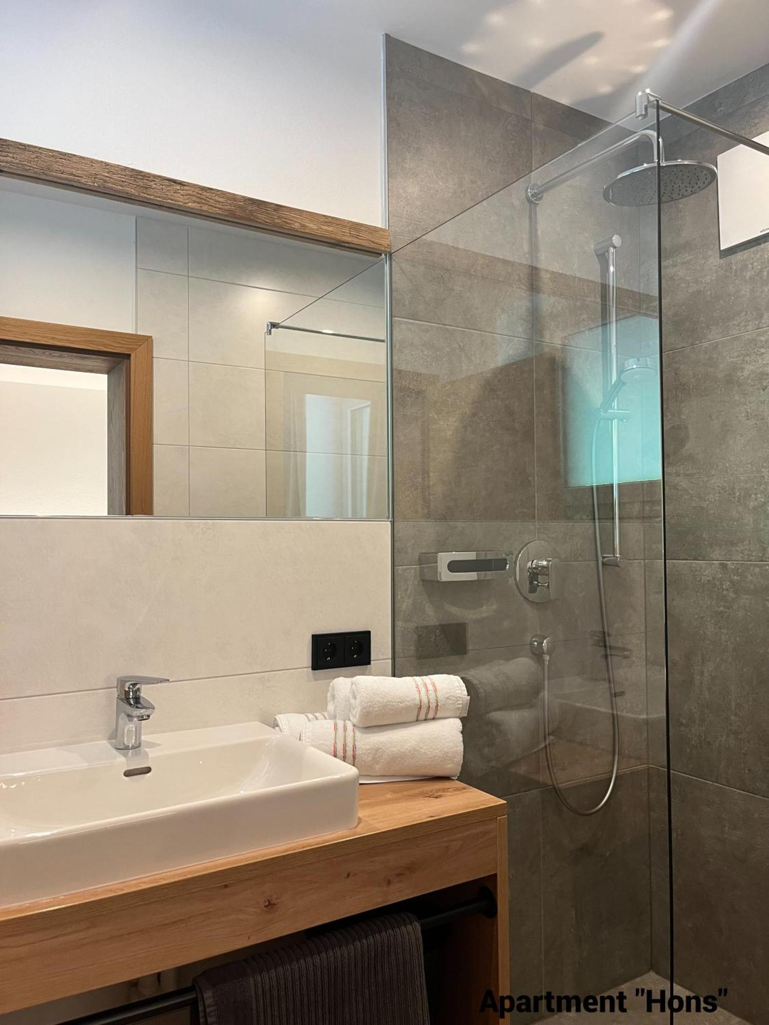 Der Wenger Apartment Верфенвенг Стая снимка